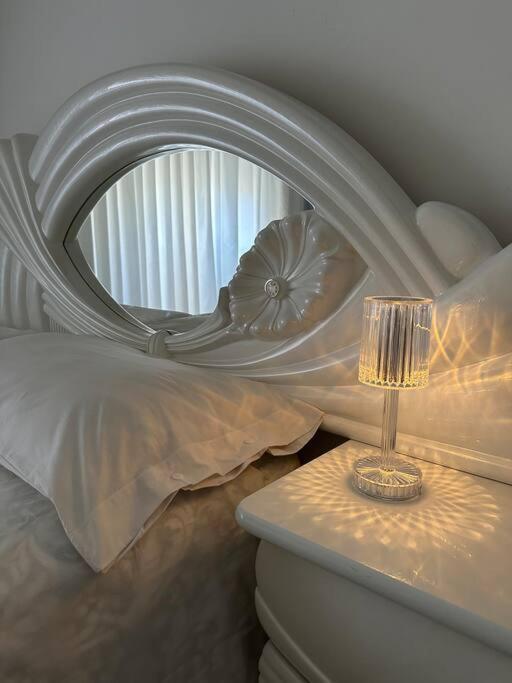 Casa Eleonora: A 5 Min Dal Mare + Free Parking Apartment Ventimiglia Luaran gambar
