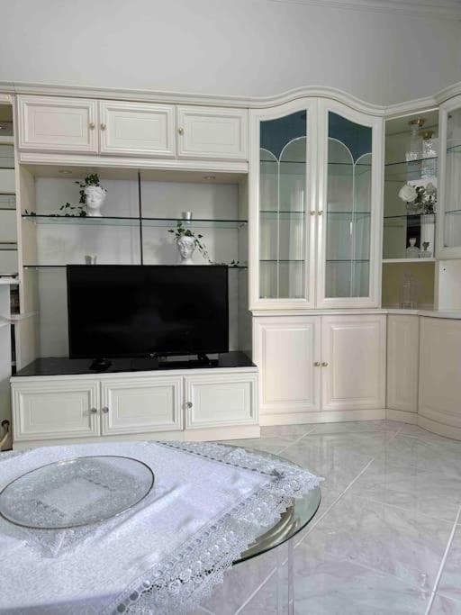 Casa Eleonora: A 5 Min Dal Mare + Free Parking Apartment Ventimiglia Luaran gambar